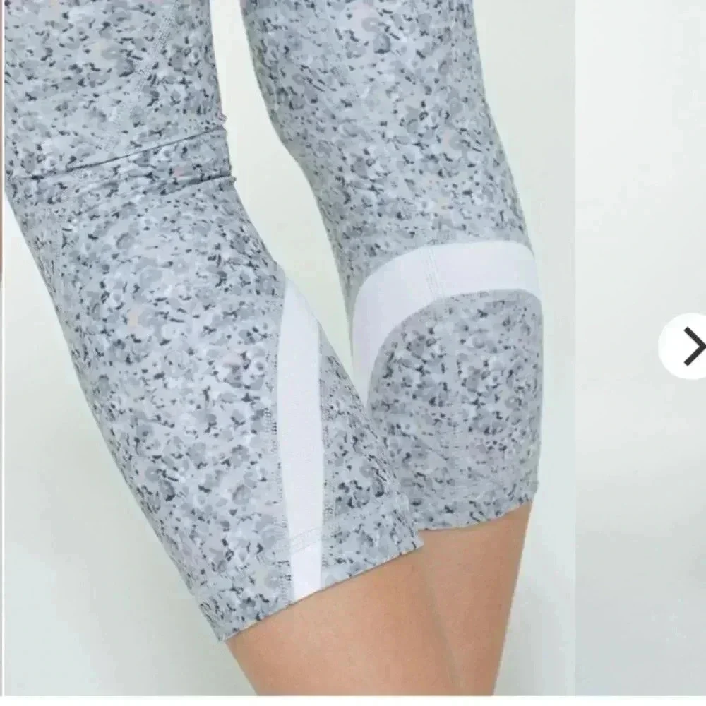 Lululemon run inspire crop 11